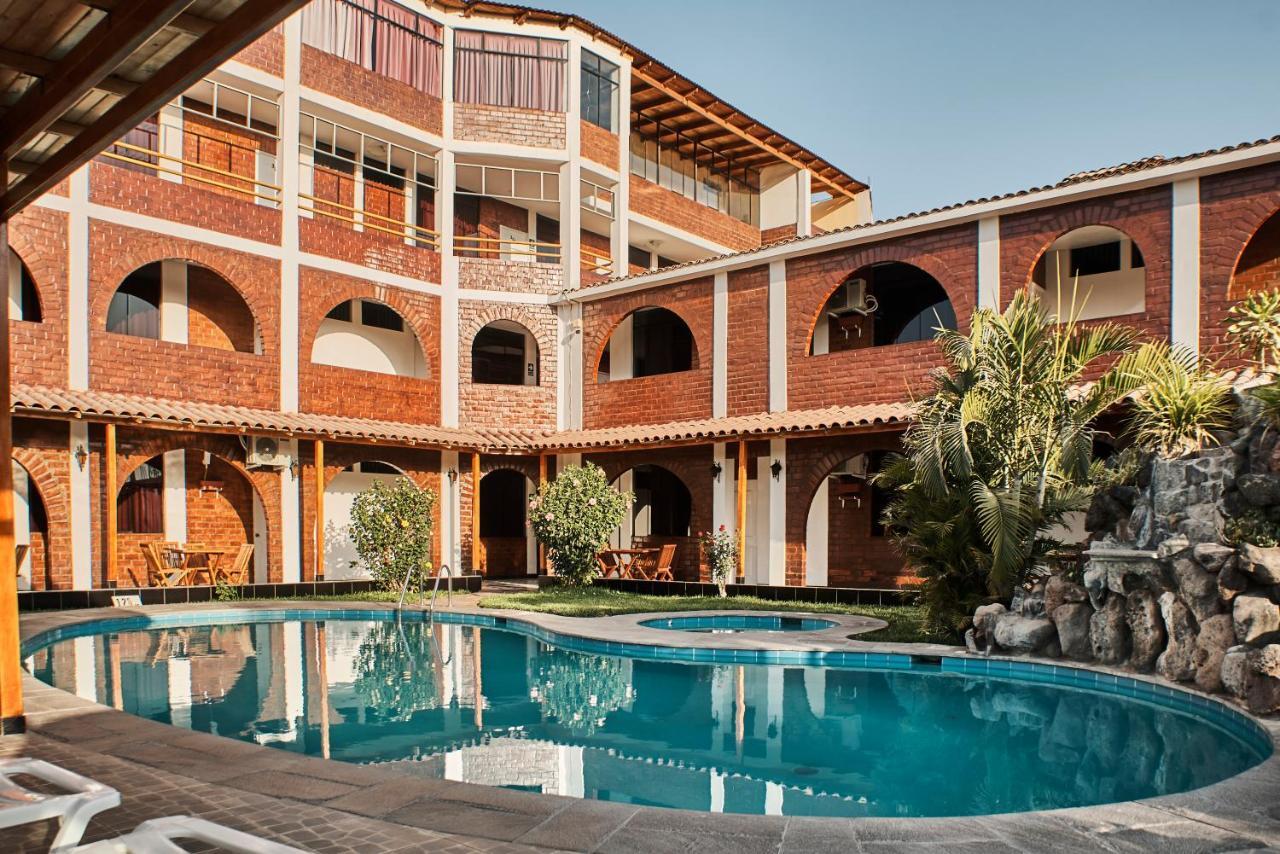 Bris Hotel Gobernadora Bagian luar foto